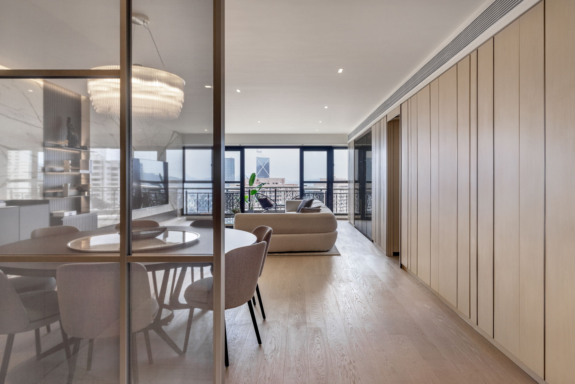img-lot_home-moodshot-1