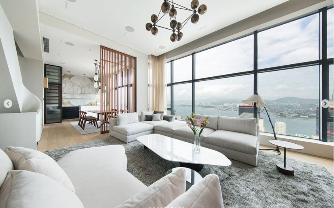 Centre Stage, Duplex